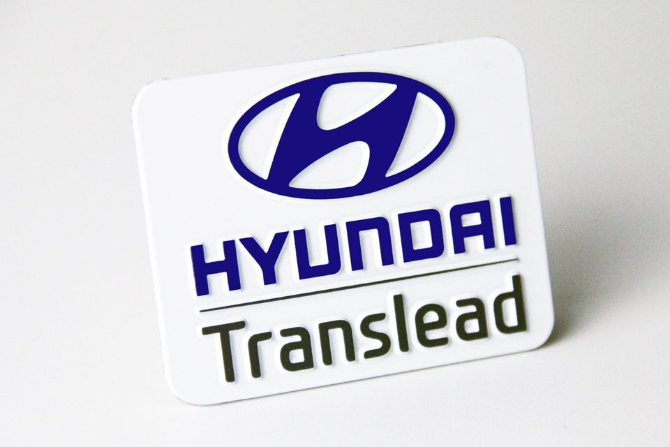 ETCHED PLASTIC-hyundai-IMG 2820
